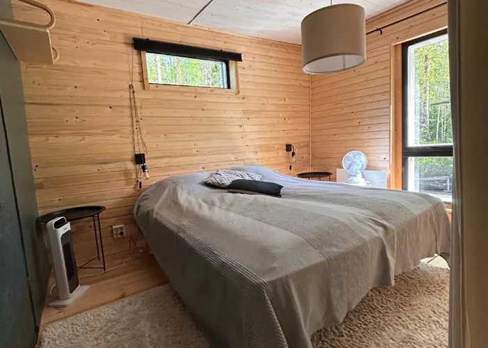 Mokki Kesaemoekki בקתה Jyväskylä